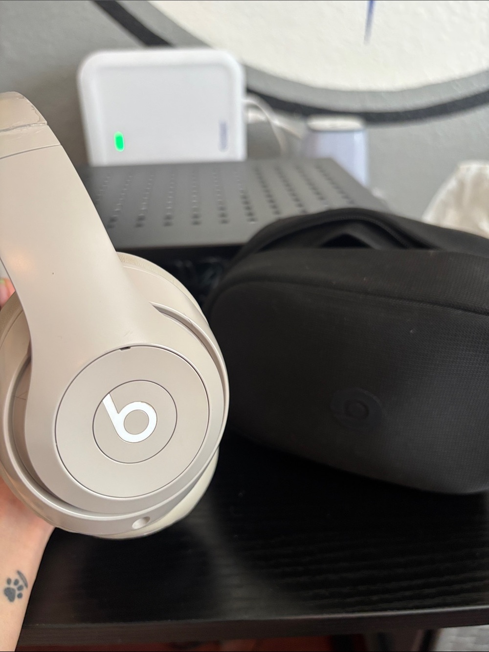 Beats Studio Pro - Picture 2 of 5